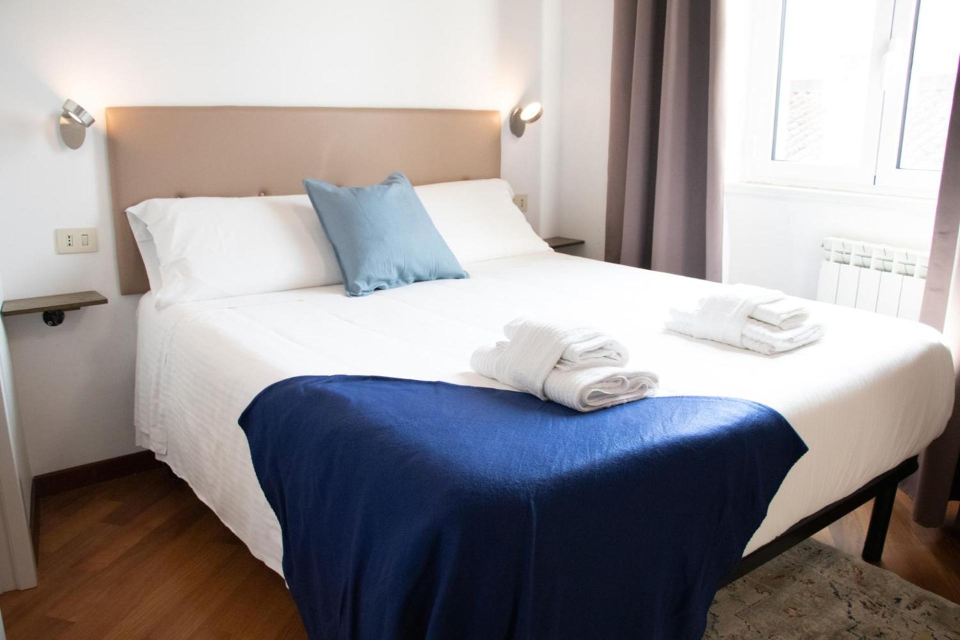 The Rent - Spacious Multi-room On Via Cavour Appartamento