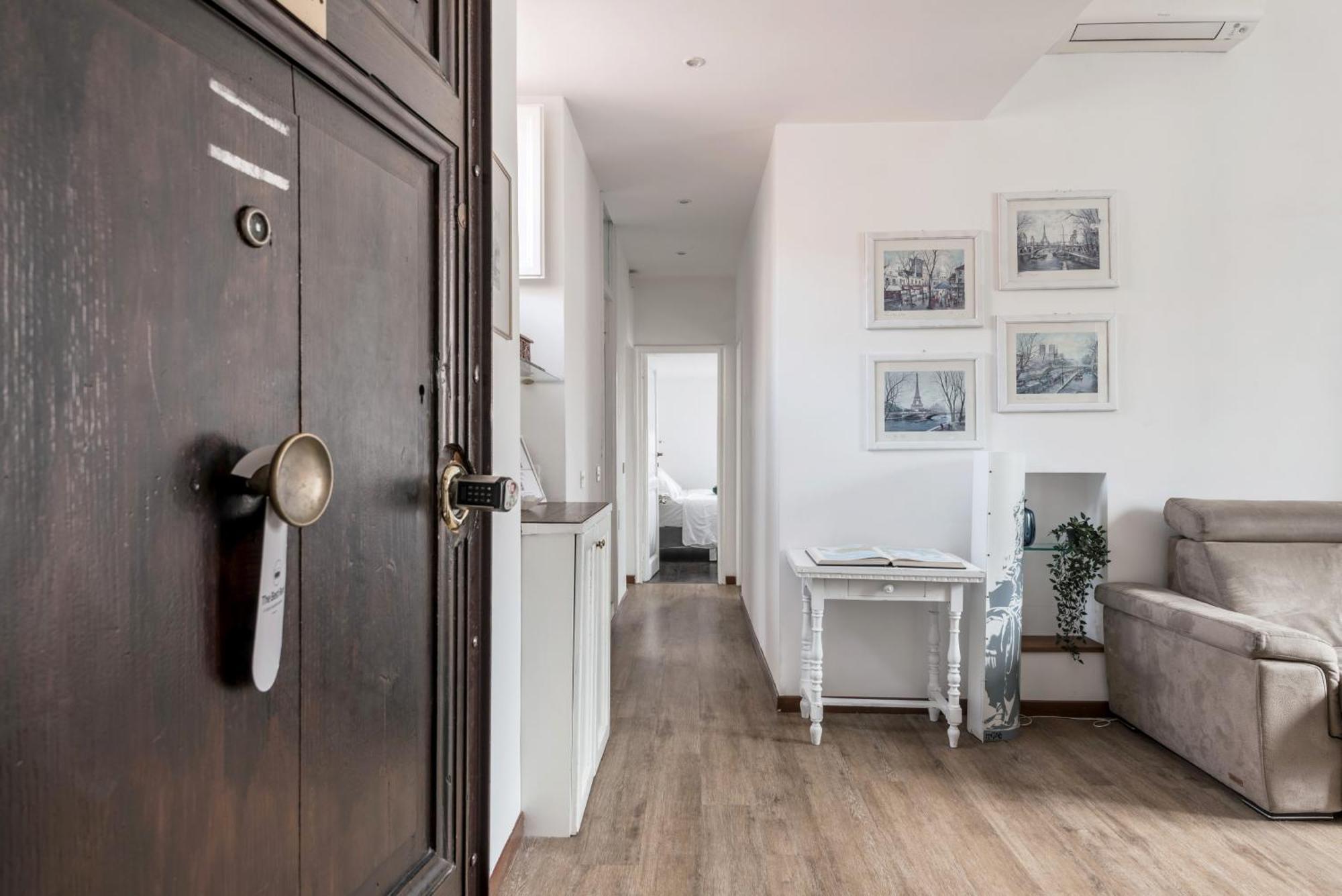 The Rent - Spacious Multi-room On Via Cavour
