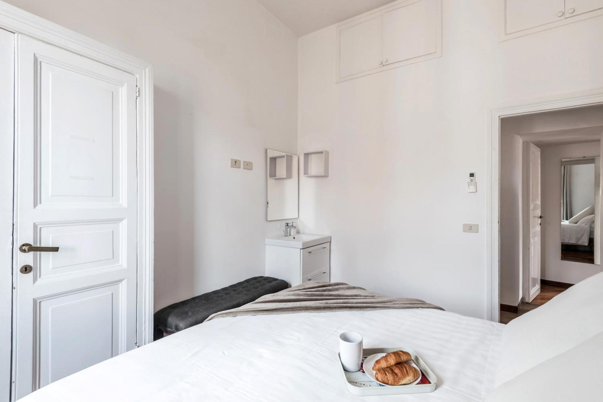 Apartamento The Rent - Spacious Multi-room On Via Cavour